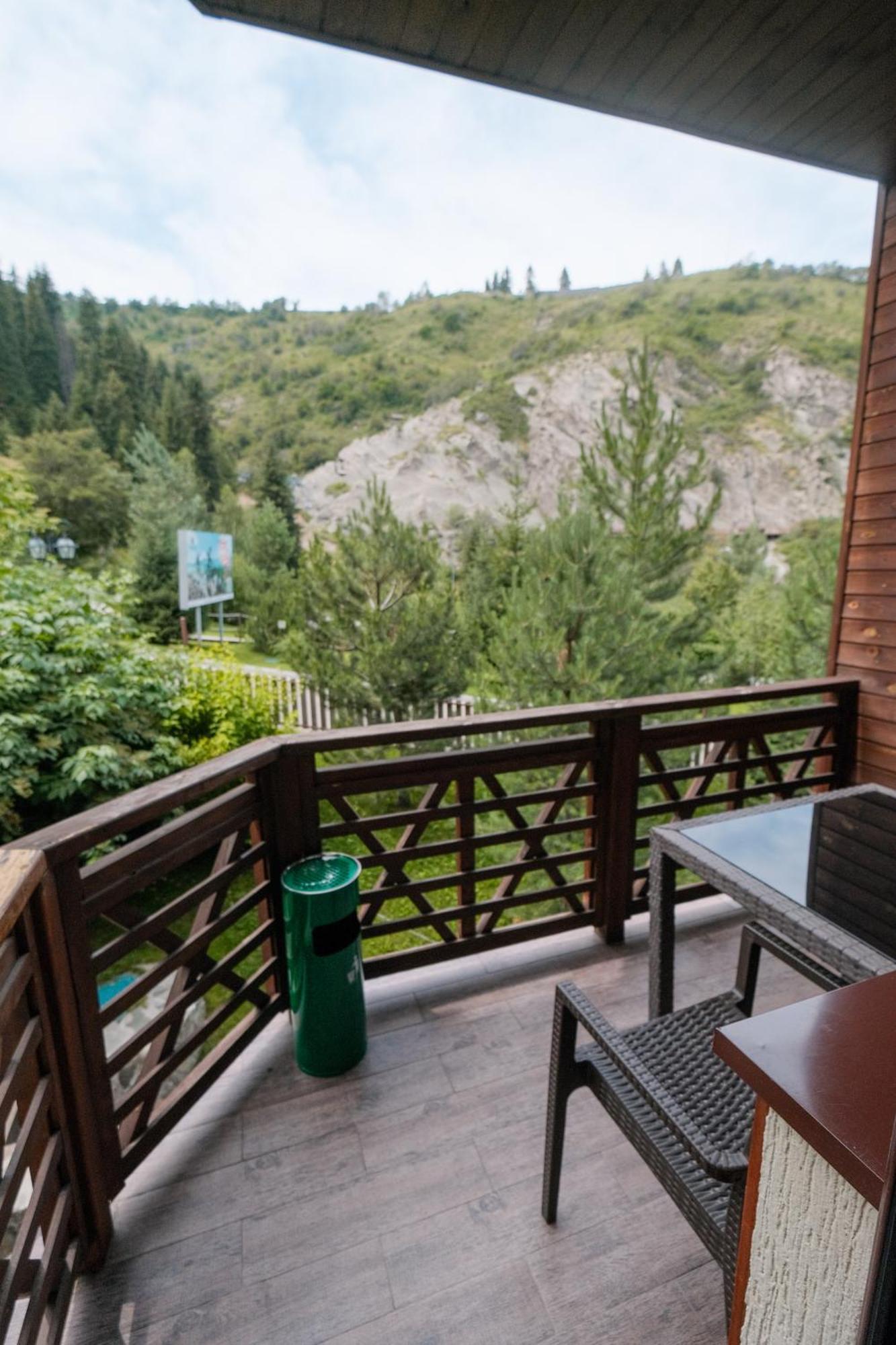 Oi-Qaragai Mountain Resort Besqaynar 外观 照片